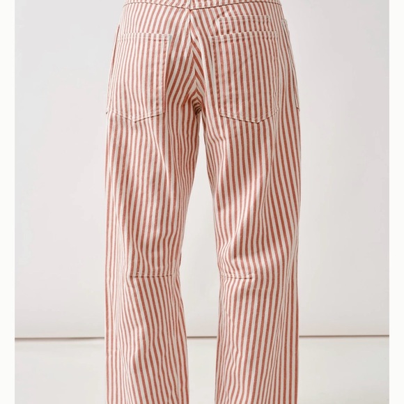 Sold - Picture 5 of 8